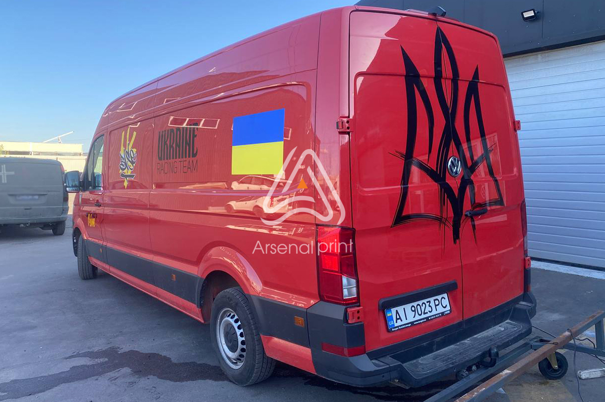 Обклейка наклейками мерседес спрінтер