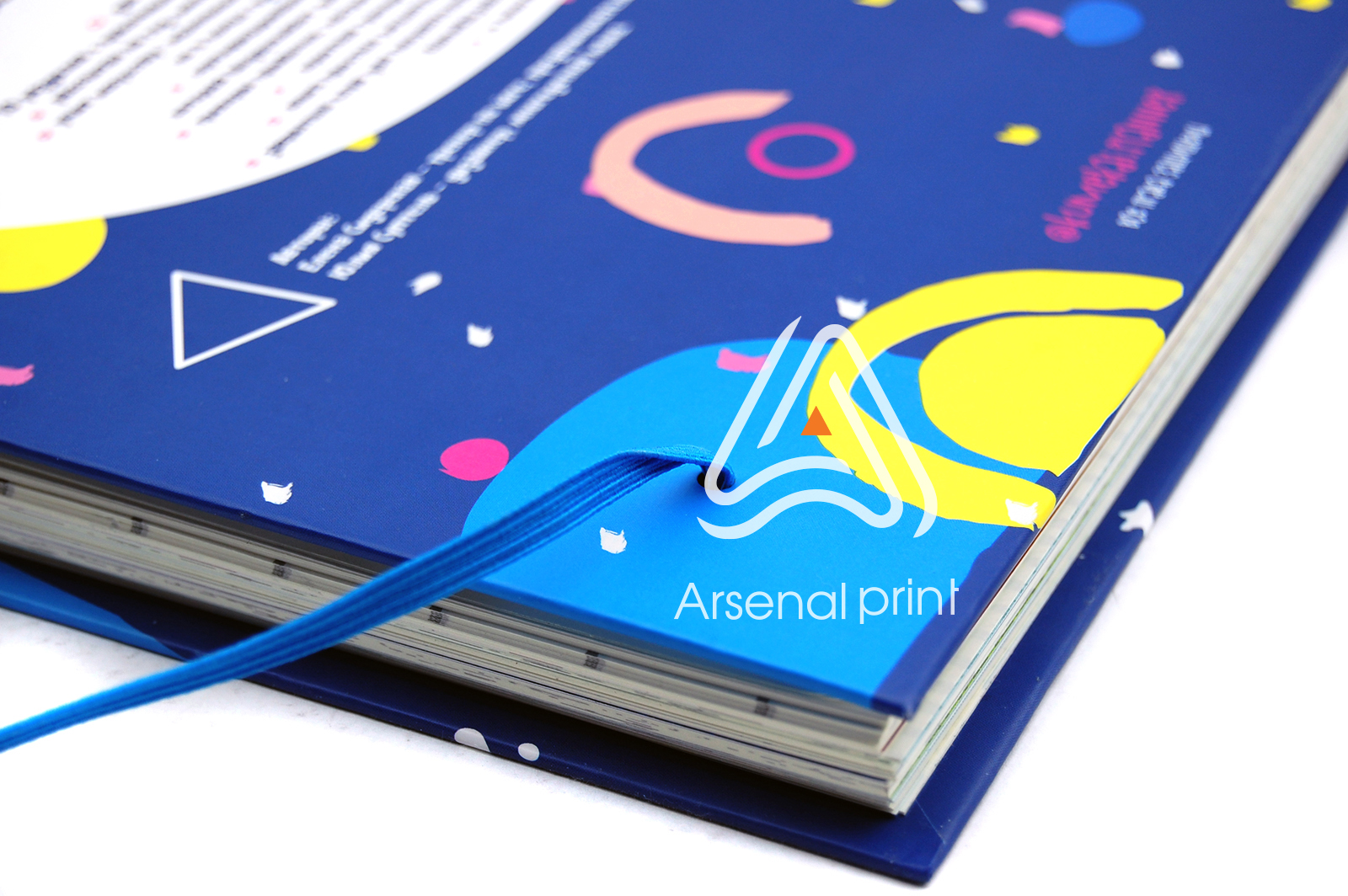 tverdiy-pereplet-bloknot