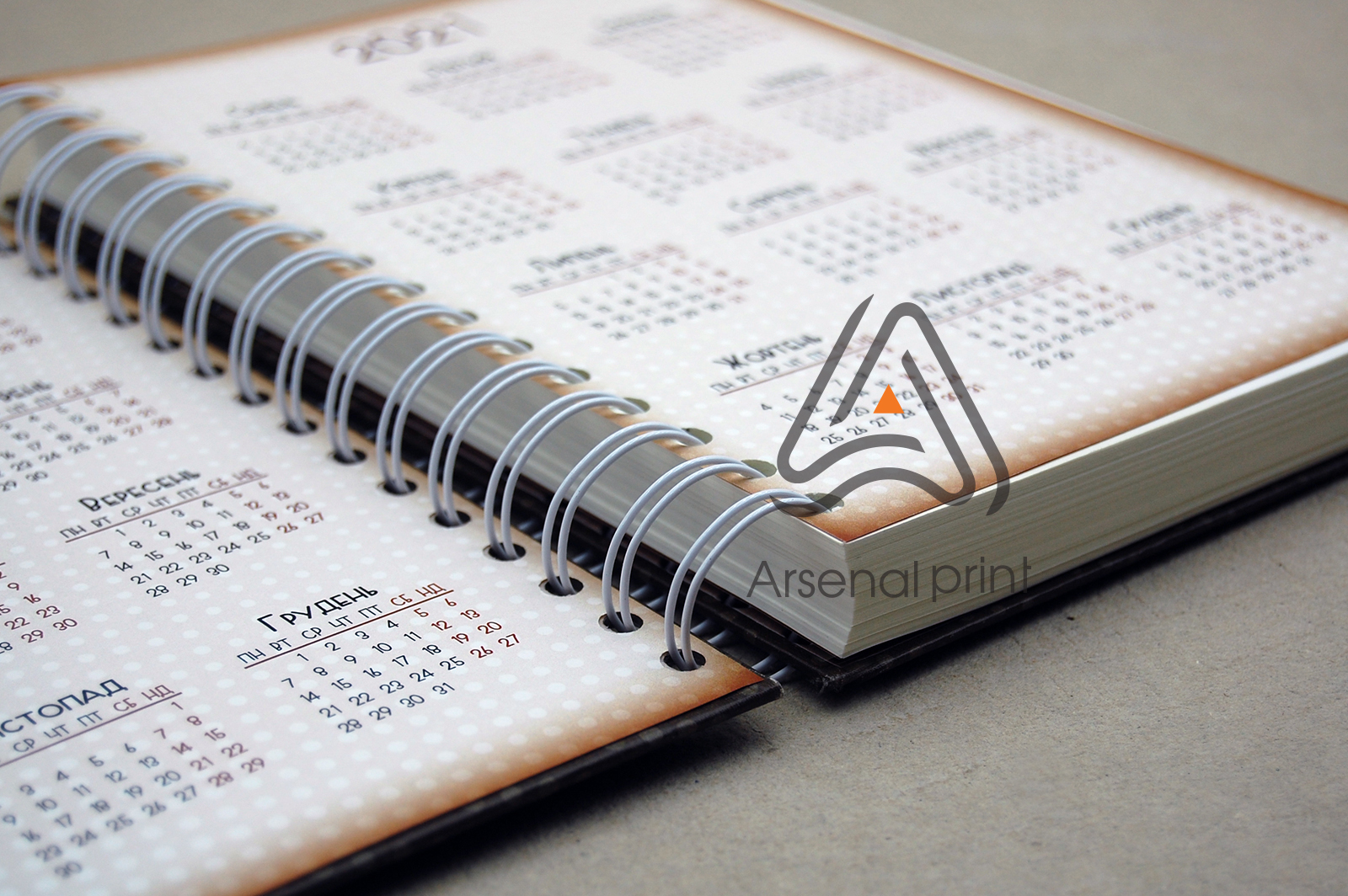 zakazat-bloknot-pereplet-tverdiy