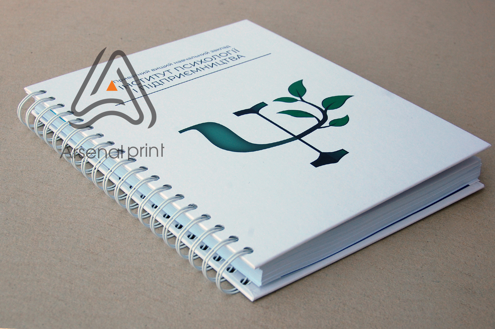 zakazat-tverdiy-pereplet-bloknota