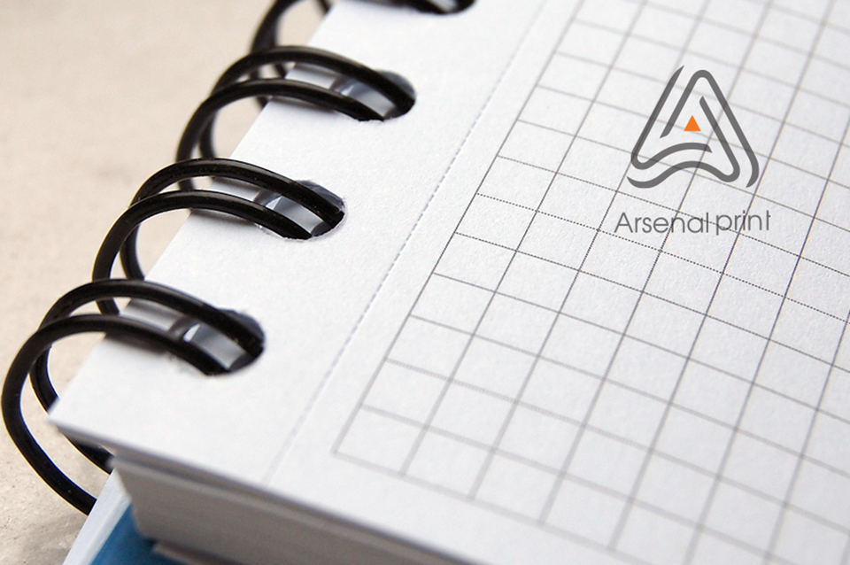 Перфорування аркушів блокноту