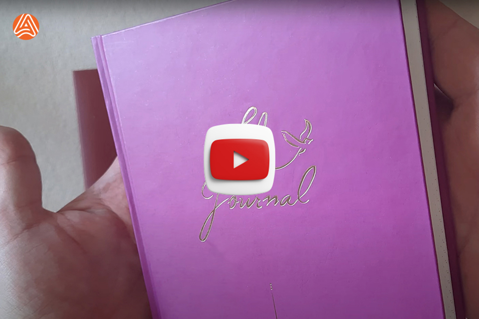 Друк щоденників із тисненням