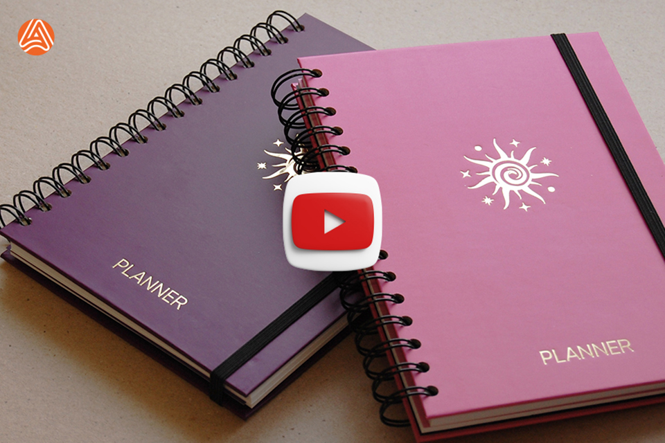 Планер з твердою обкладинкою на пружині