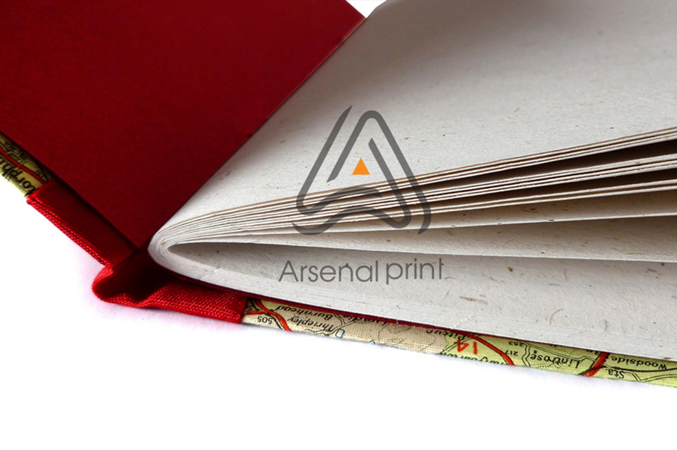 Тверда палітурка -скріплення на скоби