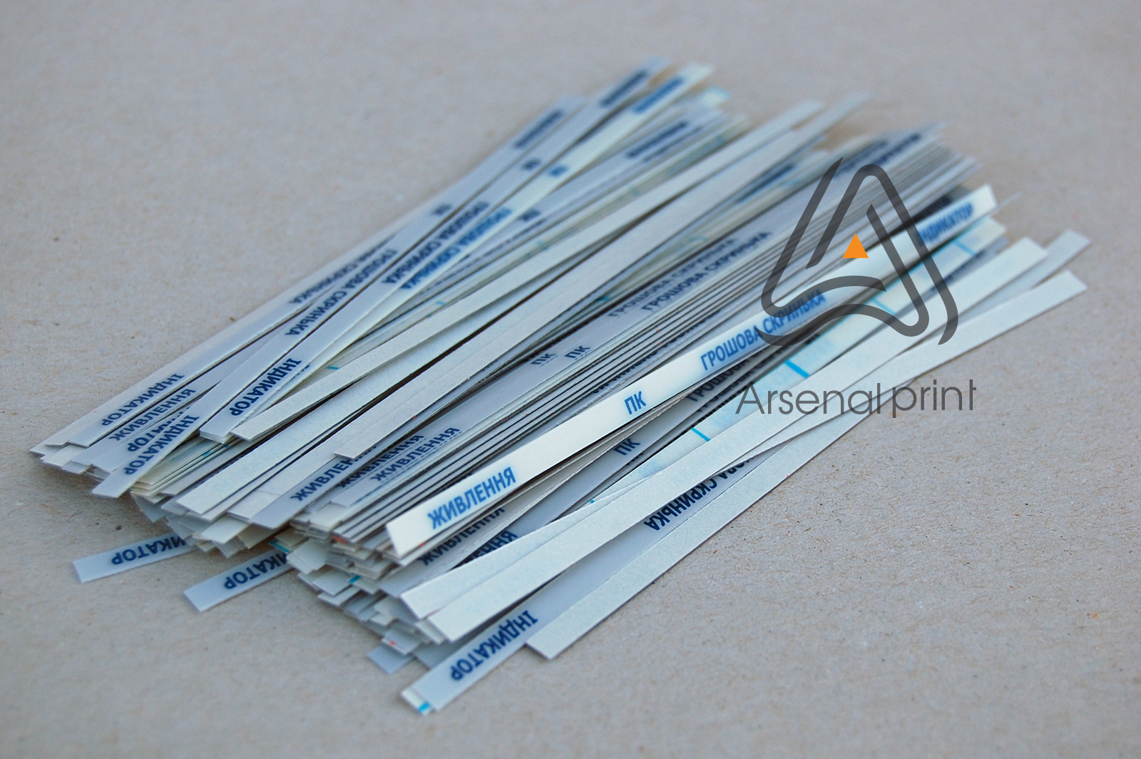 plastik pvh nakleyka