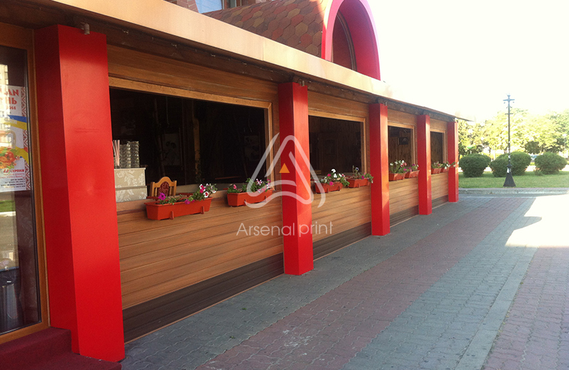 Оклейка магазину