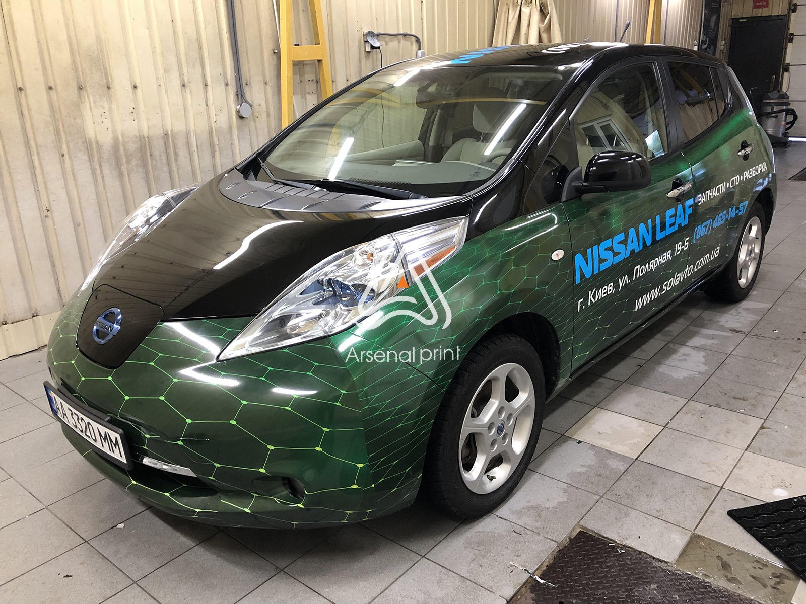 pakleyka-avto-plenkoy