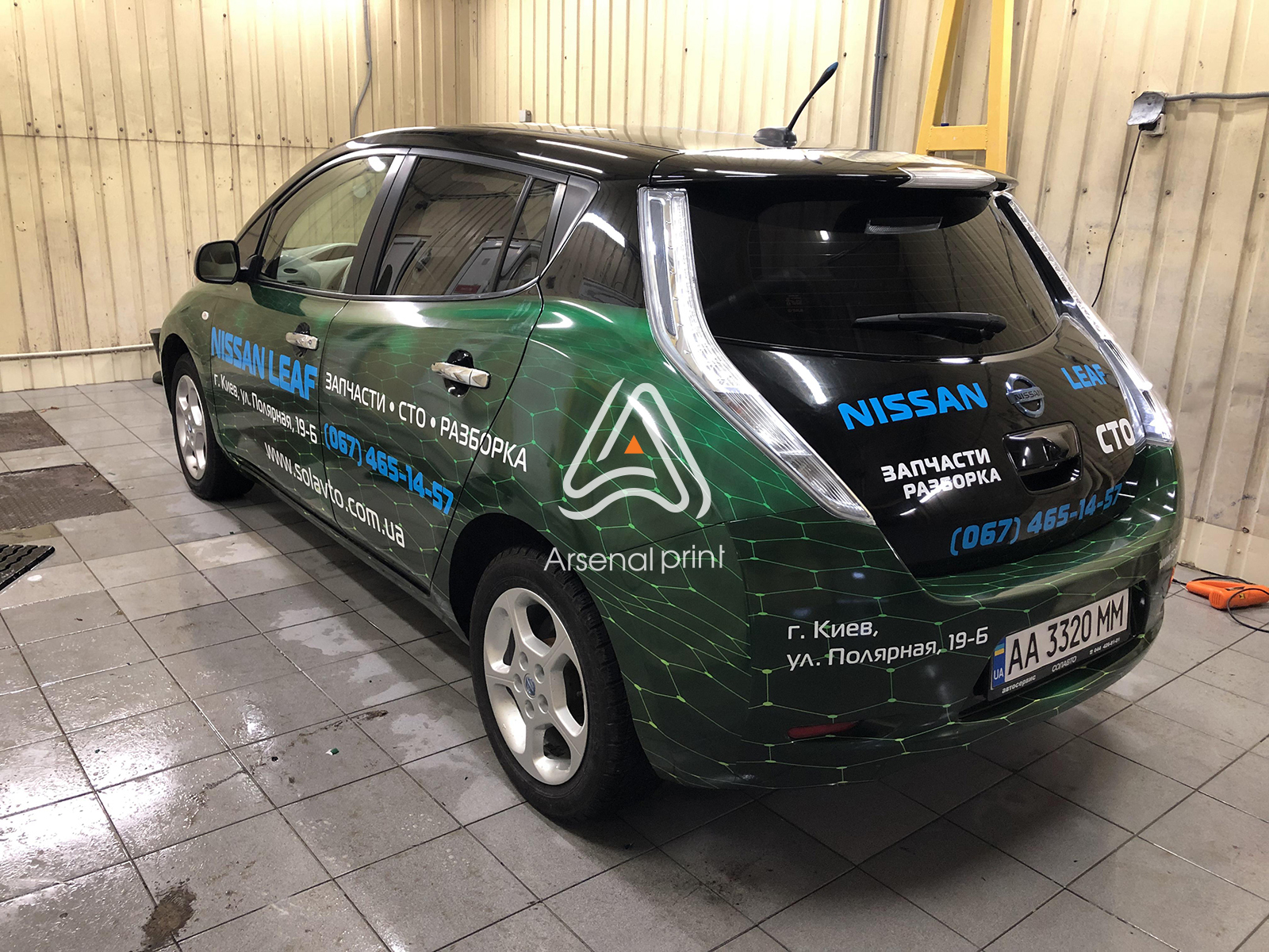 reklamnaya-pokleyka-na-avto