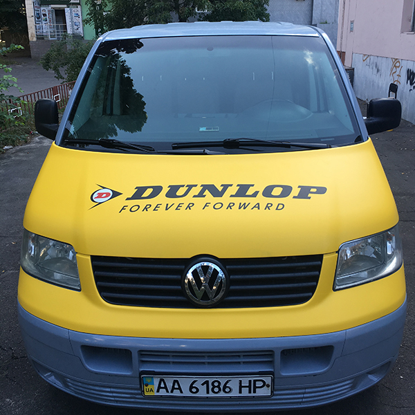 Заказать поклейку рекламы на авто