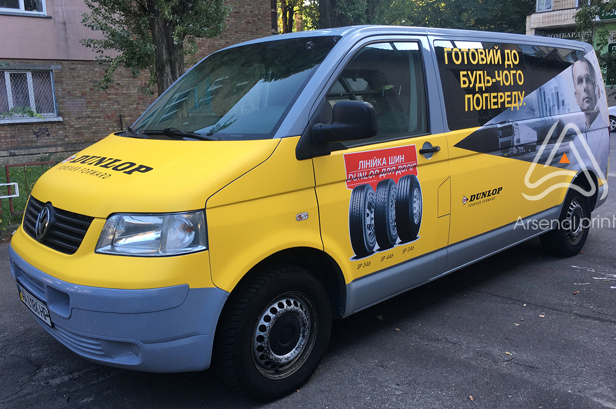 Поклейка авто пленкой оракал