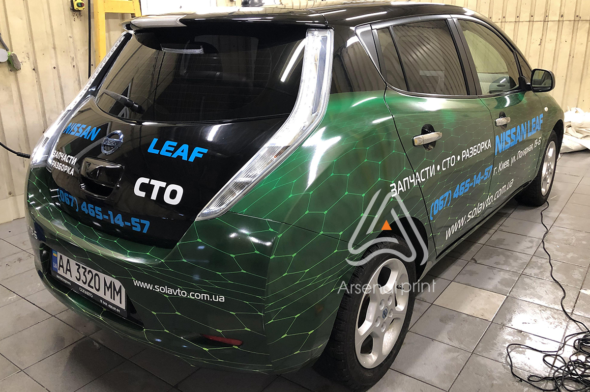 Рекламна оклейка автомобіля плівкою