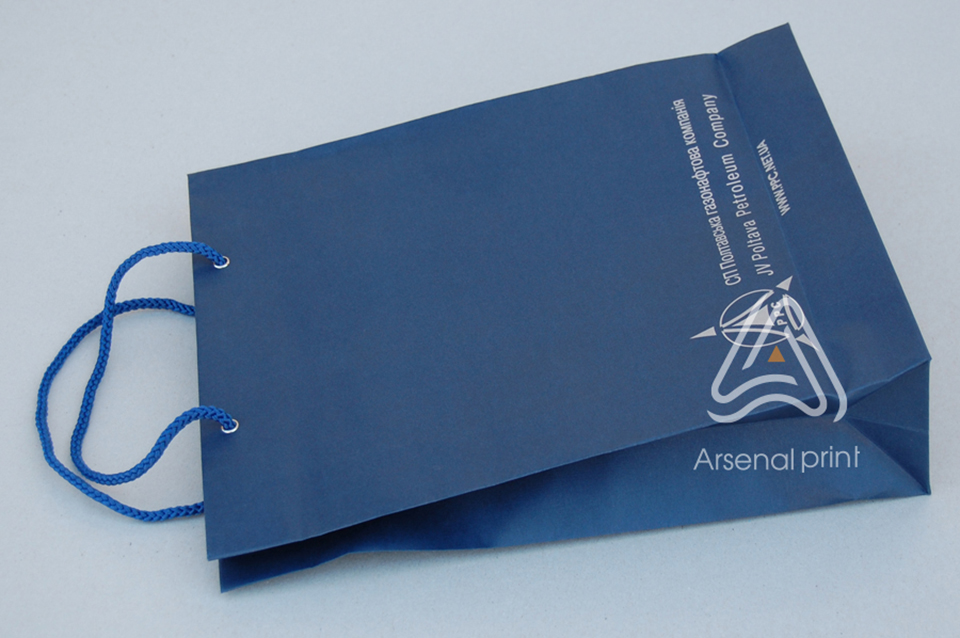 Друк пакетів на замовлення - дизайнерський папір з тисненням