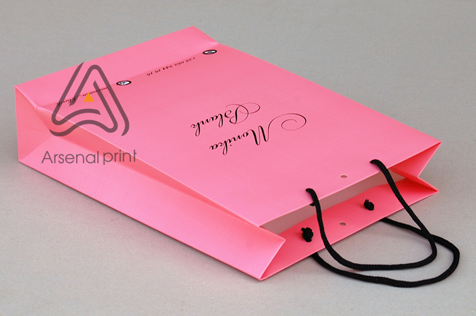 Виготовлення картонних пакетів під замовлення