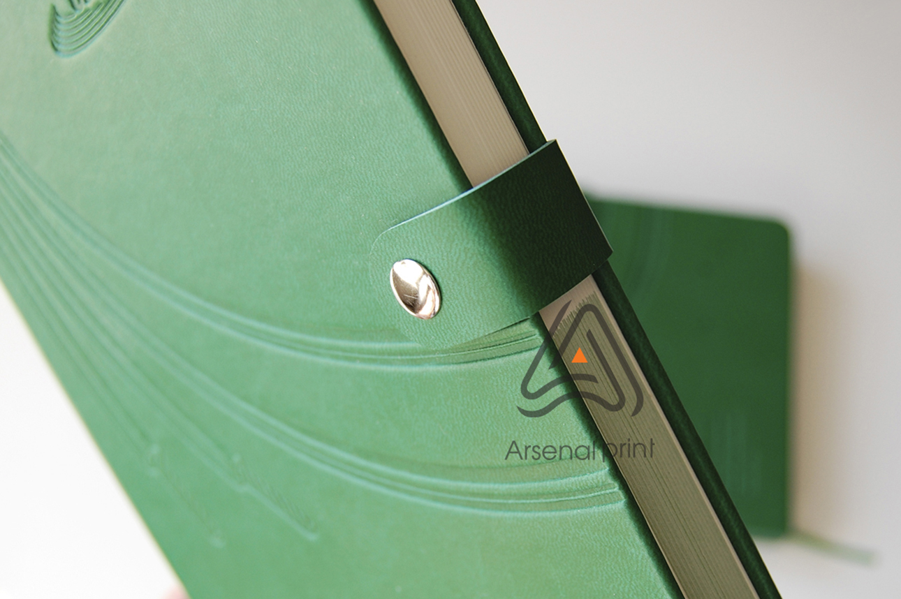 Щоденник із застібкою