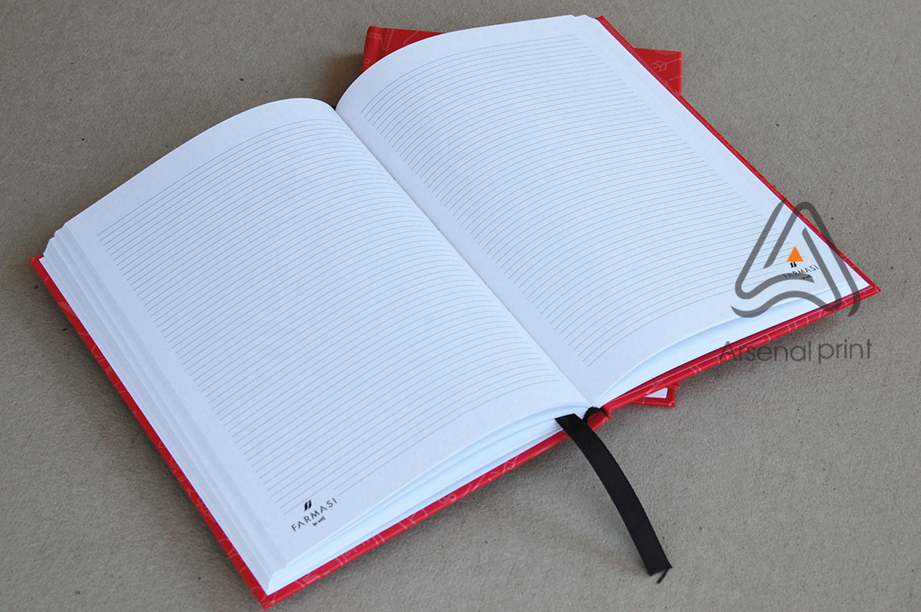 Блокнот А5 в лінію - тверда палітурка