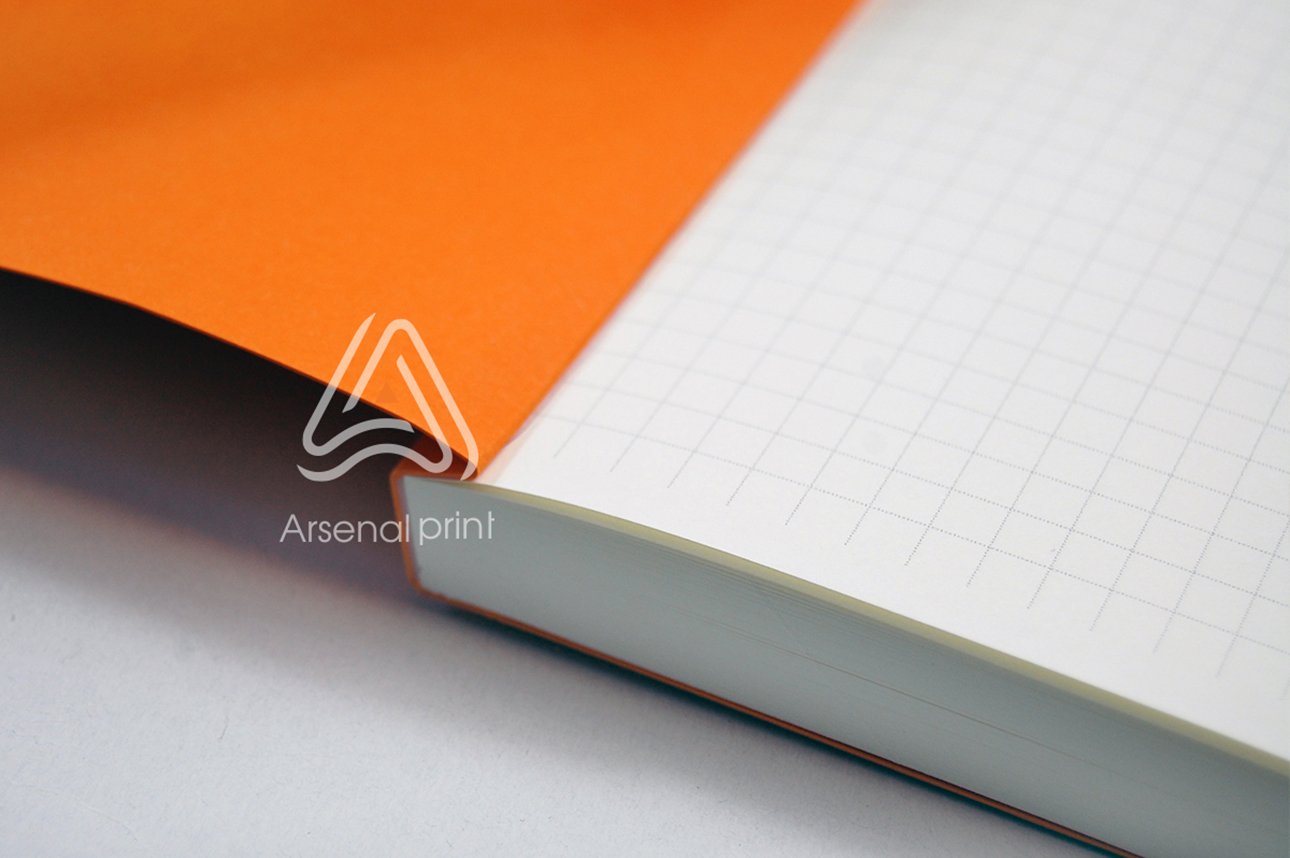 Блокнот с склейкой на термобиндере