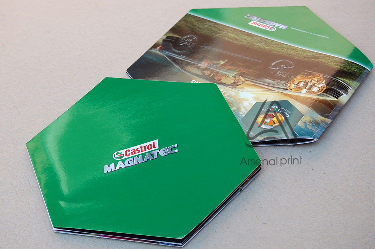 Друк каталога з висічкою і ламінацією