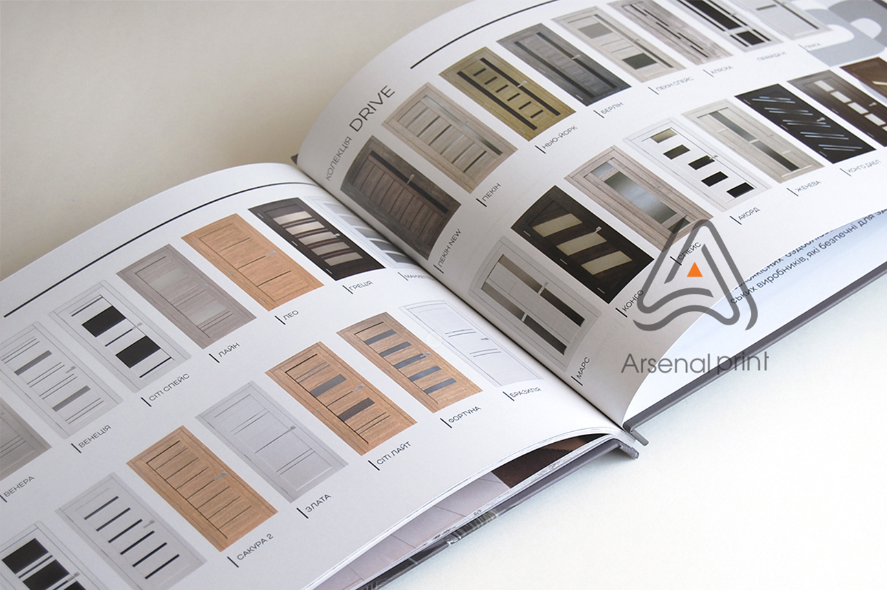 Друк каталогів на замовлення з твердою обкладинкою