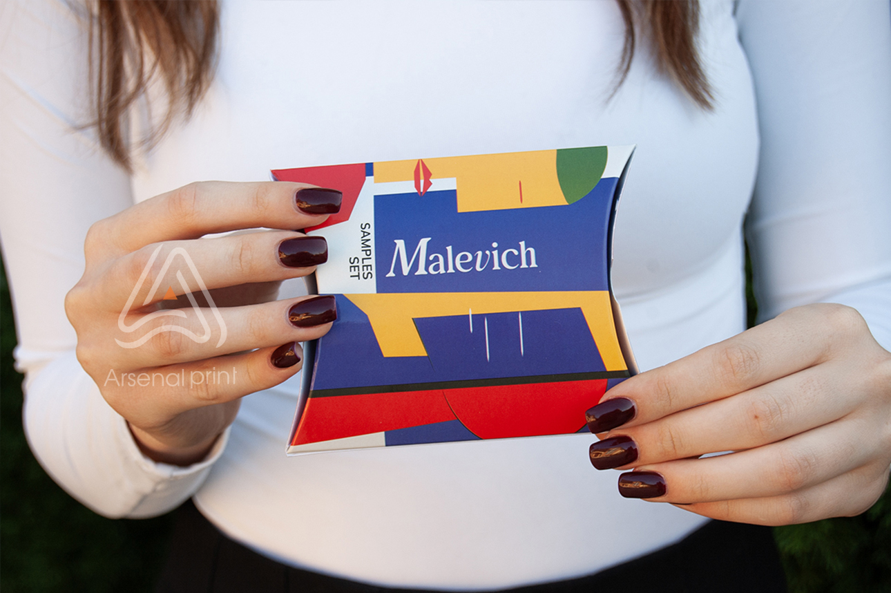 Коробка в формі Пиріжка