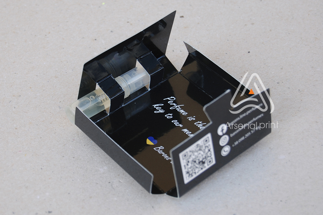 Друк картонної упаковки під пробники парфумів