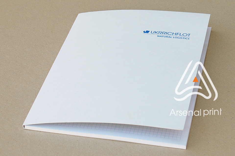 Блокнот з проклейкою і обкладинкою