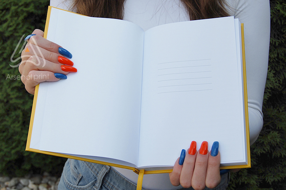 Замовити друк блокнотів - Тверда обкладинка в лінійку