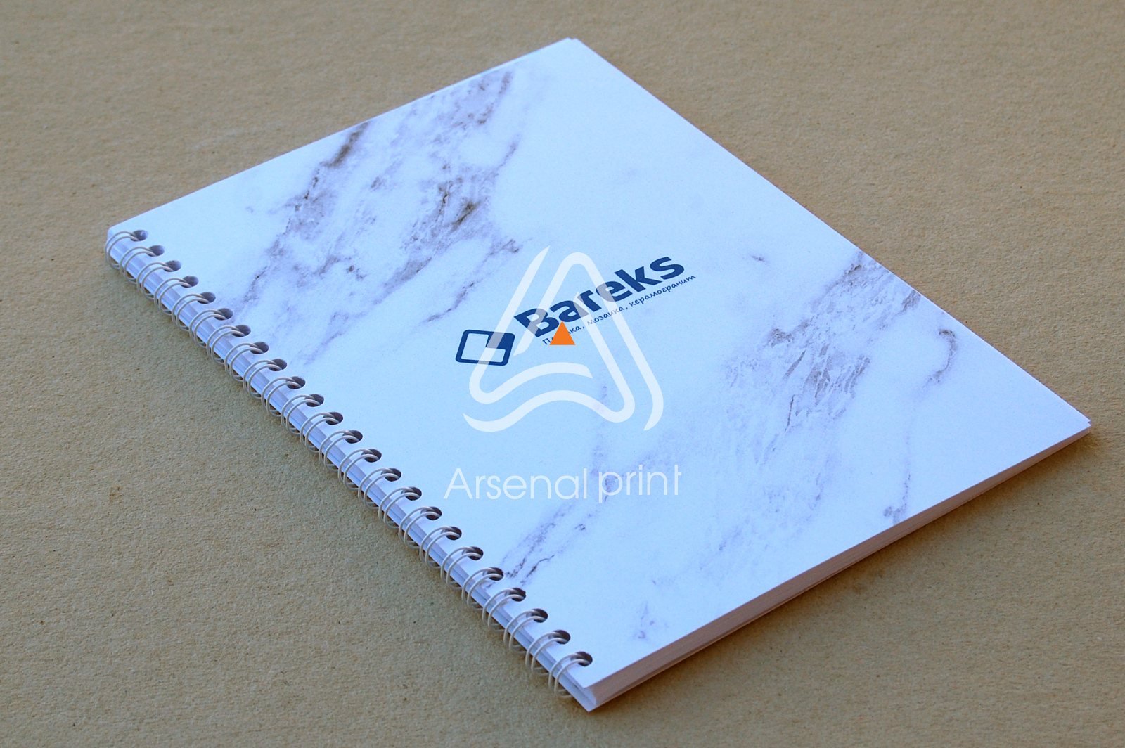 bloknot-print-s-pruginoy