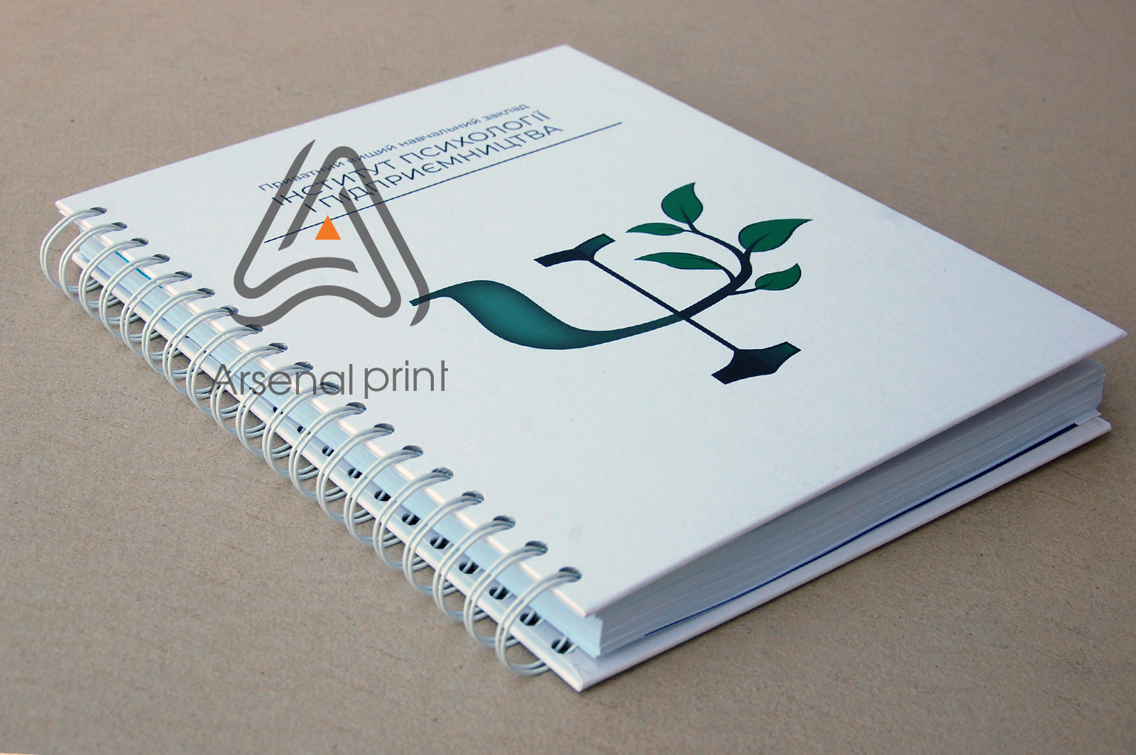 zakazat-tverdiy-pereplet-bloknota