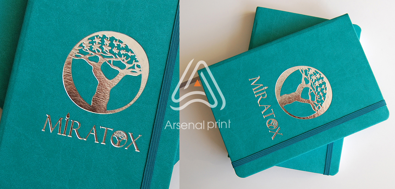 Блокноти в обкладинці із шкірзамінника