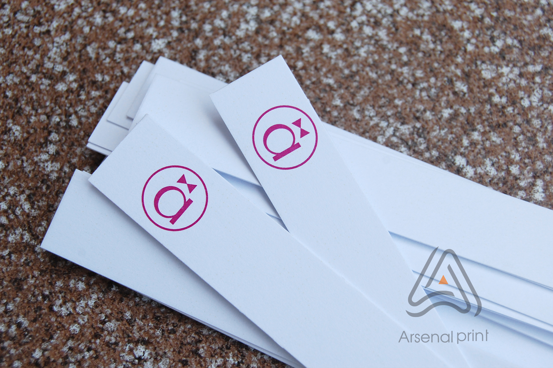 paper-perfume-blotter-strips