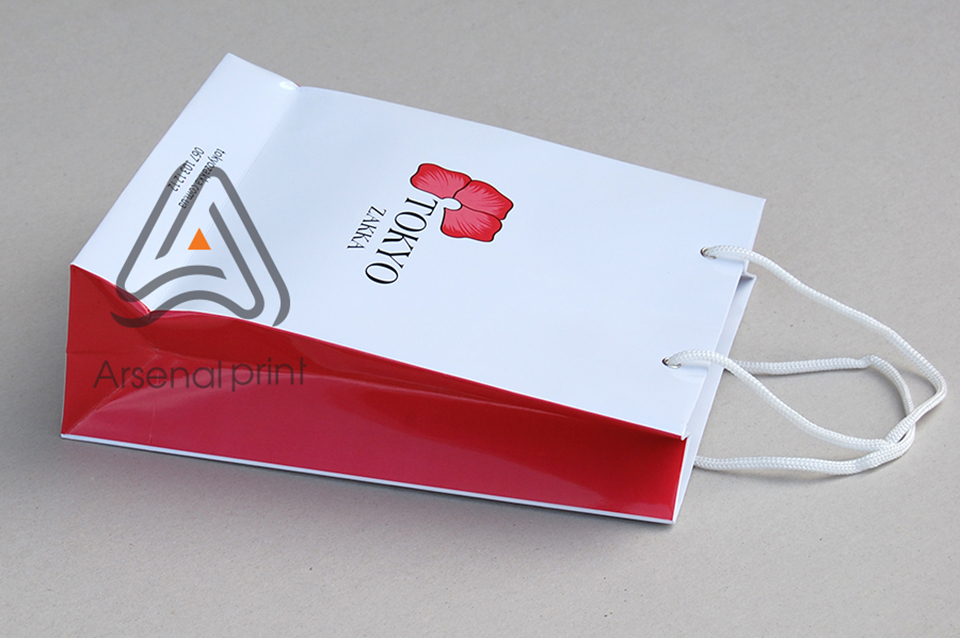 Друк на картонних пакетах