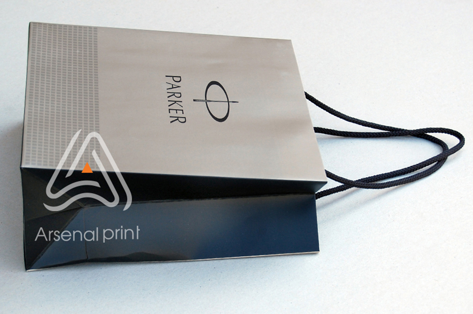 Замовити брендовані пакети