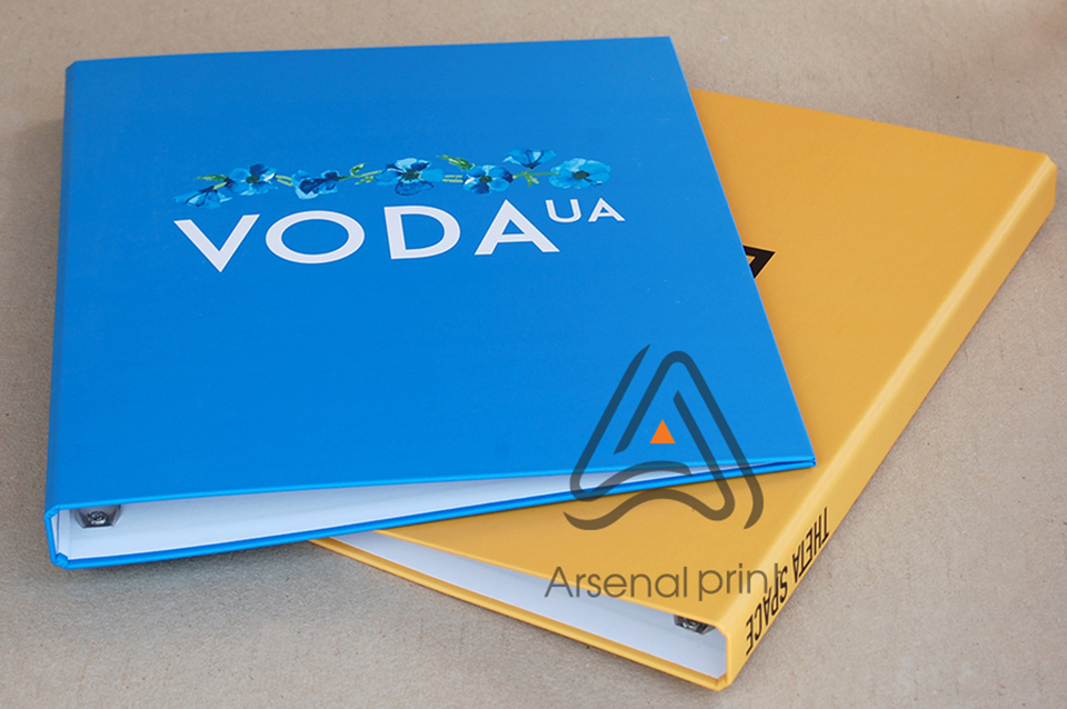 Друк папок - Папка з 4 кільцями