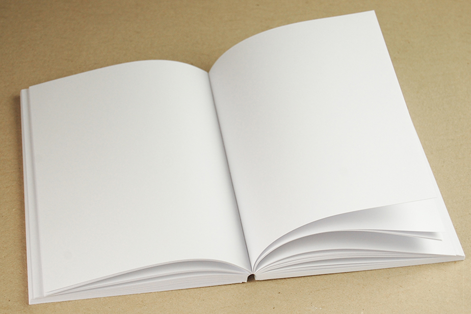 Зшитий блок -аркуші без друку