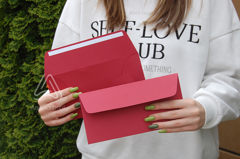 Дизайнерський евро конверт - Бордовий