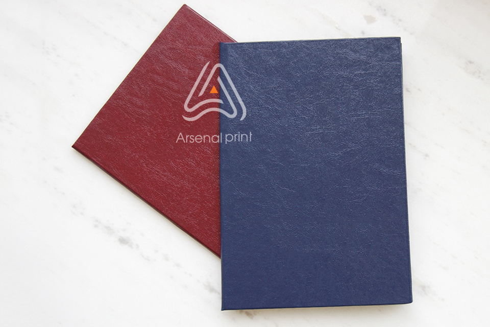 Обкладинка для диплома, без написів