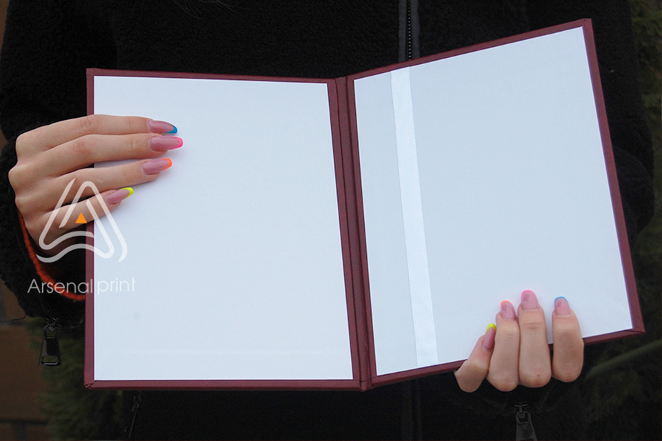 Замовити обкладинку А5 під вручення Диплома