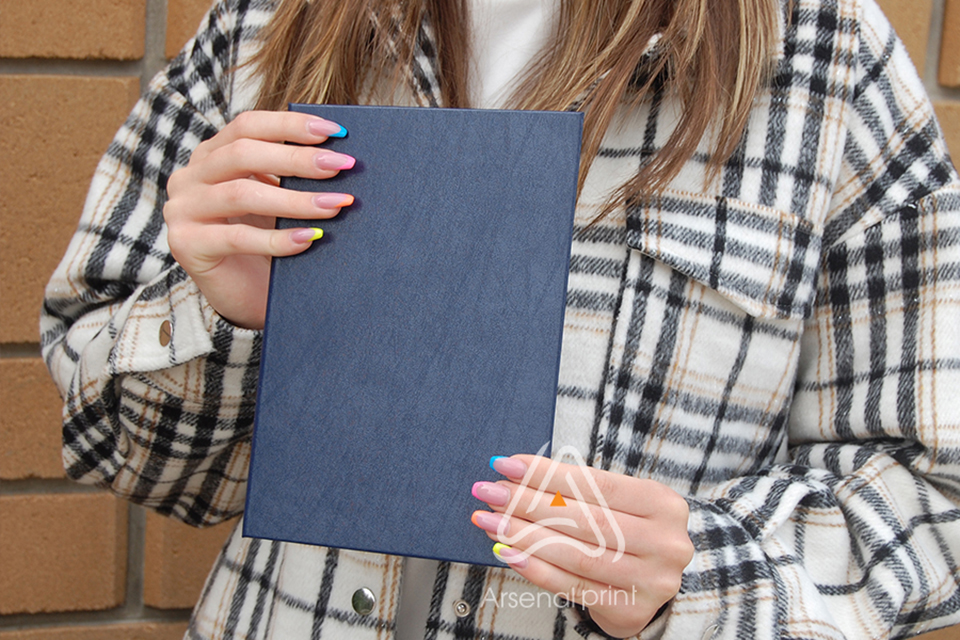 Синя обкладинка А5, для вручення, без тиснення