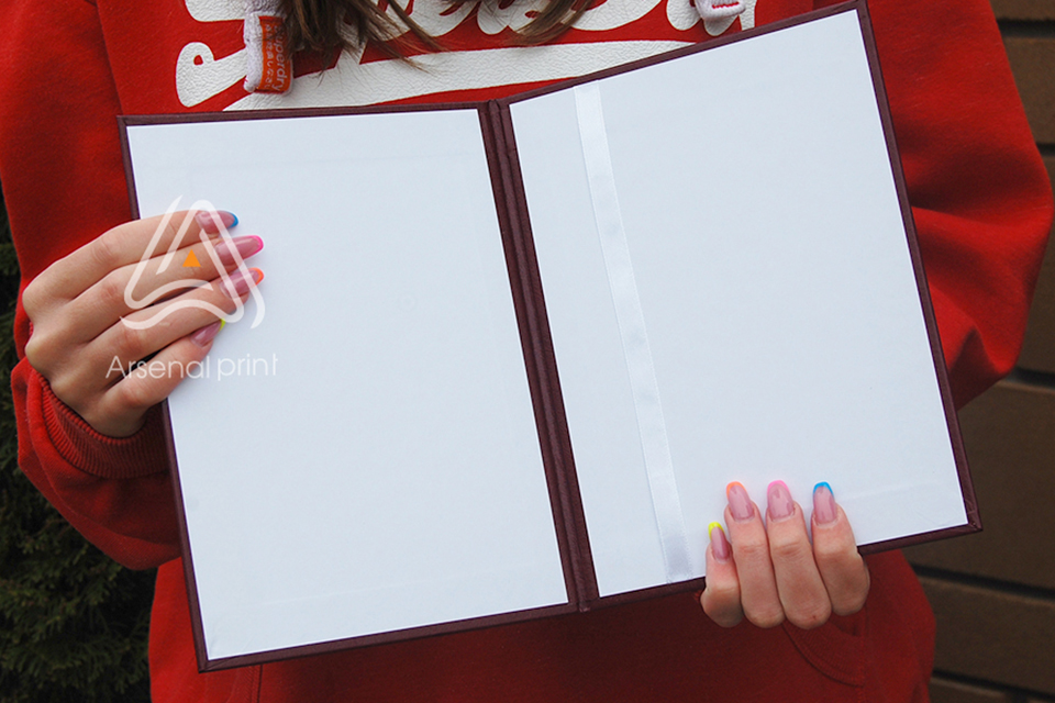 Купити червону обкладинку на сертифікат -А5