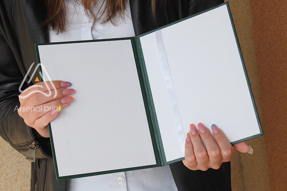 Обкладинка А5 - зелена, без тиснення