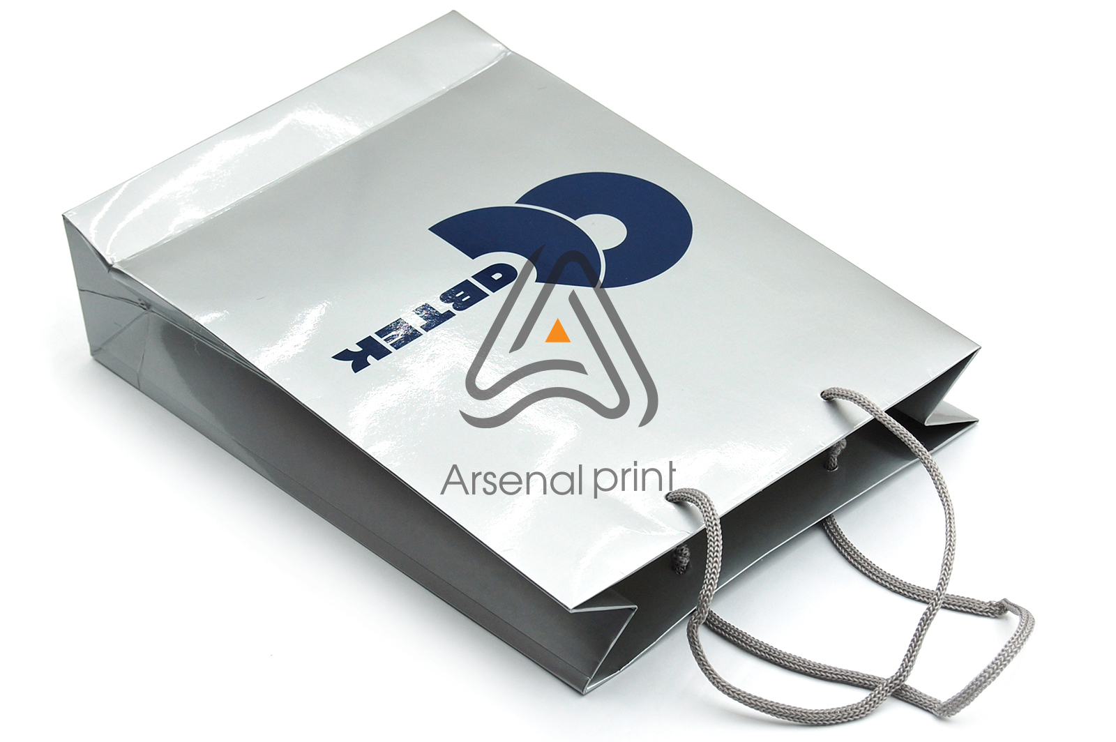 paket-bumagniy-laminirovanniy