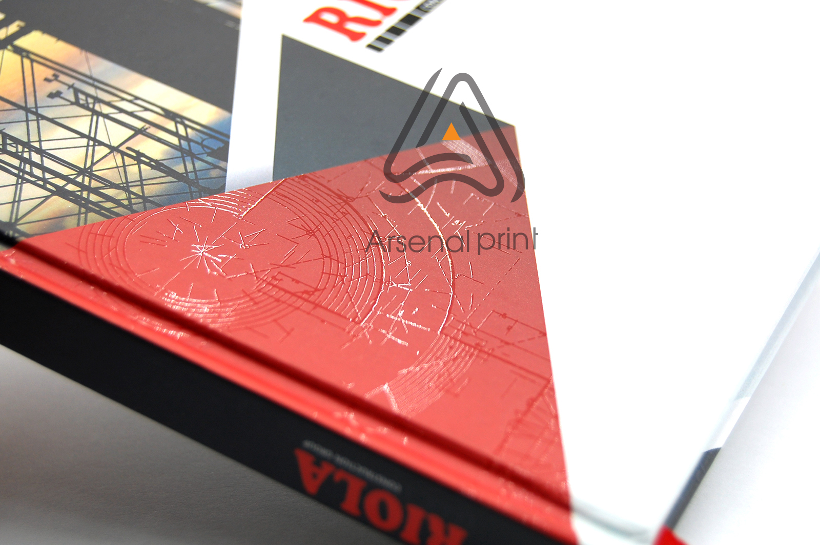 bloknot-tverdiy-pereplet