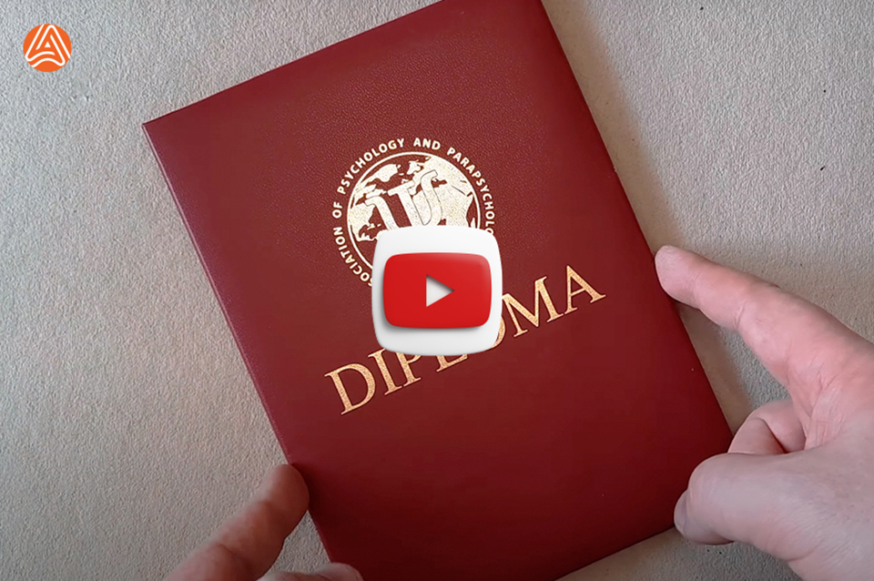 Виготовлення обкладинок для дипломів